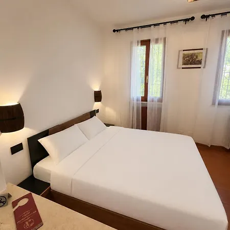 La Vigna Dei Fratelli 3*